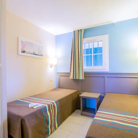 Apartman Les Marines-36 By Interhome